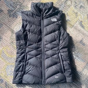 Women’s Northface Vest
